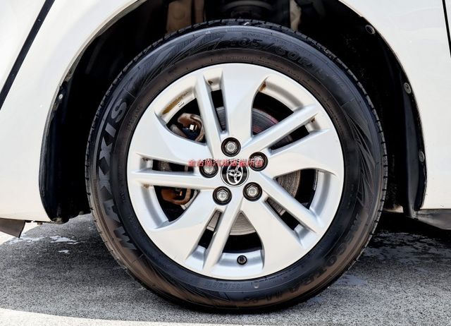 豪華版✓iKEY✓恆溫✓AEB✓車道偏離✓循跡防滑✓ABS✓電動收折後視鏡✓里程保證✓可全貸!  第10張相片