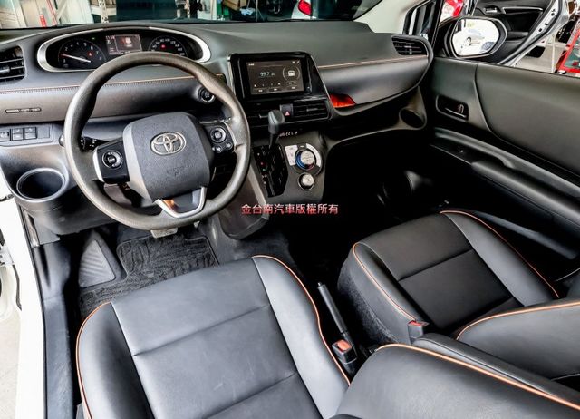 豪華版✓iKEY✓恆溫✓AEB✓車道偏離✓循跡防滑✓ABS✓電動收折後視鏡✓里程保證✓可全貸!  第14張相片
