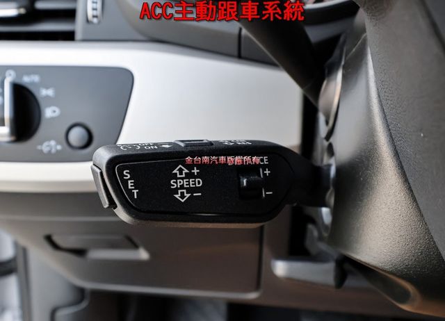 一手25年領牌✓只跑5千✓全車原板件✓雙電動椅✓環景✓衛星導航✓LV2✓19吋鋁圈✓可全貸✓不用殺價就很便宜✓  第14張相片