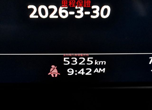 一手25年領牌✓只跑5千✓全車原板件✓雙電動椅✓環景✓衛星導航✓LV2✓19吋鋁圈✓可全貸✓不用殺價就很便宜✓  第15張相片
