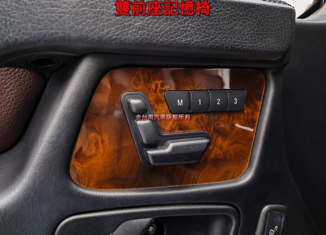 G350D✓一手總代理✓全車原板件✓無煙車✓雙記憶椅✓倒車顯影✓NAVI✓雙區恆溫✓可全貸✓  第10張相片