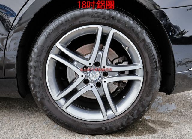 總代理✓16年式✓S400長軸版✓新車583萬✓全車原板件✓雙天窗✓四記憶椅✓333匹馬力✓倒車顯影✓可全貸✓  第7張相片
