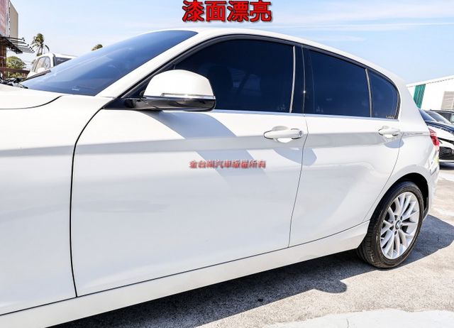 總代理 少跑里程保證 車況超好 5AS 雙電動椅 iKEY 倒車顯影 TCS 全車六安 可全貸 不用殺價就很便宜!  第6張相片