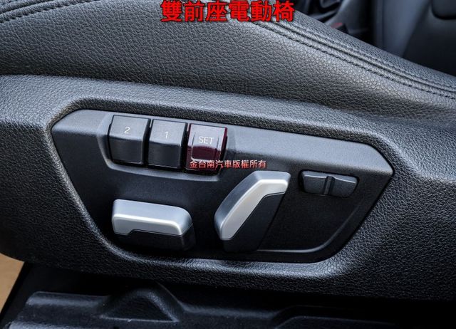 總代理 少跑里程保證 車況超好 5AS 雙電動椅 iKEY 倒車顯影 TCS 全車六安 可全貸 不用殺價就很便宜!  第10張相片