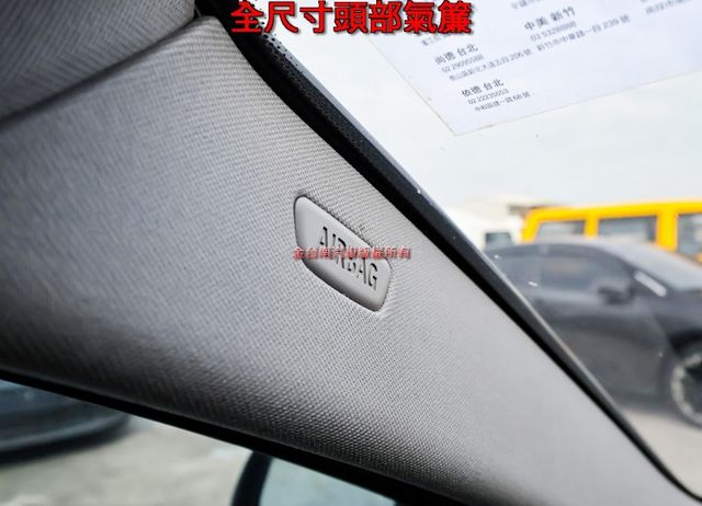 520D✓柴油✓總代理✓少跑里程保證✓全車原鈑件✓雙電動椅✓雙區恆溫✓換檔快撥✓iKEY✓可全貸✓不用殺價就很便宜✓  第19張相片
