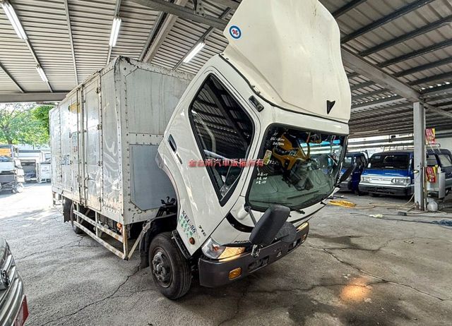 6.5T 4期 自用大貨廂式 一手車 原鈑 定期維護保養完善 耐用的好車 車況超好 內長508 內寬218 內高216  第10張相片