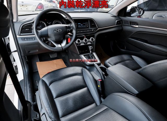 一手車 只跑4.7萬 里程保證 車況超好 TCS ABS 全車六安 代步通勤好選擇 可全貸 不用殺價就很便宜!  第12張相片