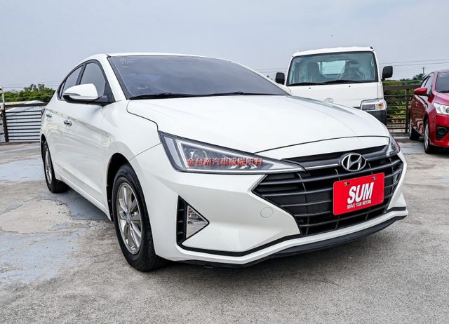 一手車✓只跑6.9萬✓全車原板件✓代步通勤好選擇✓TCS✓ABS✓全車六安✓可全貸✓不用殺價就很便宜✓  第5張相片
