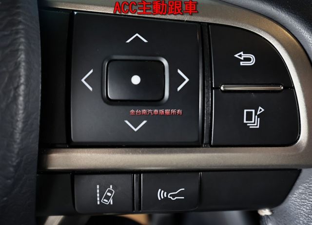 汽油旗艦版✓全景天窗✓雙記憶椅✓ML音響✓環景✓電動尾門✓車載系統✓LV2✓231匹馬力✓全車原板件✓可全貸✓  第14張相片