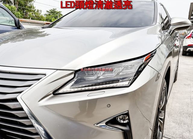350✓19年式18/9出廠✓頂級版✓全車鍍膜✓天窗✓HUD✓只跑9.1萬✓原鈑件✓ACC✓盲點✓衛星導航✓電動尾門✓  第6張相片