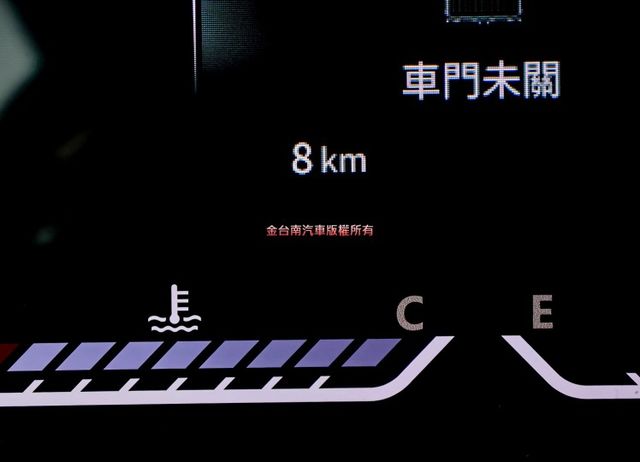 不二價✓全新領牌車✓最夯貨車✓自排✓定速✓雙安✓循跡防滑✓ABS✓附全額發票✓可全貸✓  第7張相片
