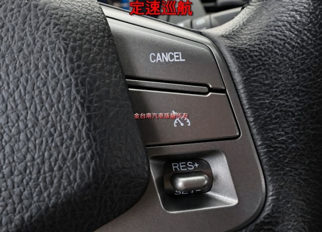 精緻型✓一手少跑✓全車原板件如新✓中冷✓定速✓衛星導航✓倒車顯影✓TCS✓雙安✓附全額發票✓可全貸✓  第14張相片