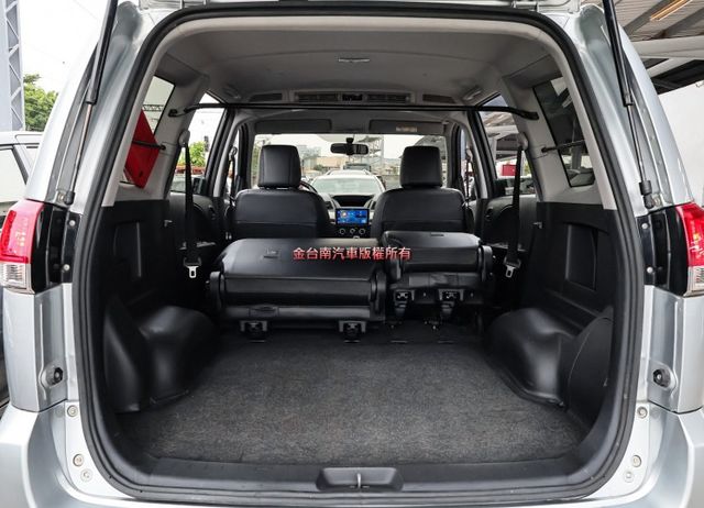 精緻型✓一手少跑✓全車原板件如新✓中冷✓定速✓衛星導航✓倒車顯影✓TCS✓雙安✓附全額發票✓可全貸✓  第19張相片