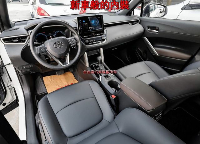 尊爵版✓26年式✓只跑3千✓全車原板件✓根本新車✓環景倒車顯影✓盲點✓車載系統✓LV2✓可全貸✓不用殺價就很便宜✓  第10張相片