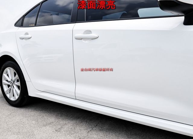 油電豪華版✓一手只跑3.5萬✓原廠保固中✓全車原板件✓ACC✓AEB✓車道維持✓車載系統✓倒車顯影✓恆溫✓可全貸✓  第6張相片