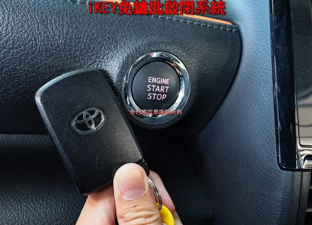 一手只跑2.4萬✓原廠保養✓車況優✓車載系統✓AEB✓車道偏離✓iKEY✓恆溫✓倒車顯影✓八安✓可全貸✓  第15張相片