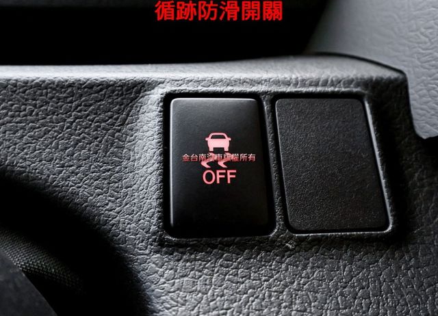 豪華版✓一手車✓只跑5萬✓原廠保養✓全車原板件✓AEB✓車道偏離✓倒車顯影✓恆溫✓iKEY✓可全貸✓不用殺價就很便宜✓  第15張相片