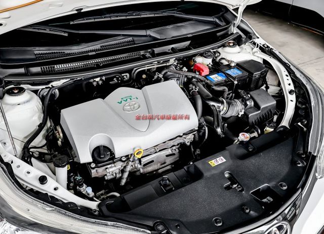 經典版✓原廠保固中✓九安✓一手車✓全車原鈑件✓循跡防滑✓ABS✓電動收折後視鏡✓里程保證✓可全貸!  第18張相片