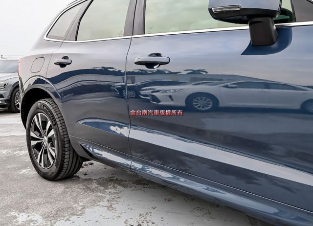 24年式✓23/8月領✓B5✓AWD✓全景天窗✓記憶椅✓雙電動椅✓環景✓盲點✓LV2✓電動尾門✓一手✓原鈑件✓原廠保養✓  第7張相片