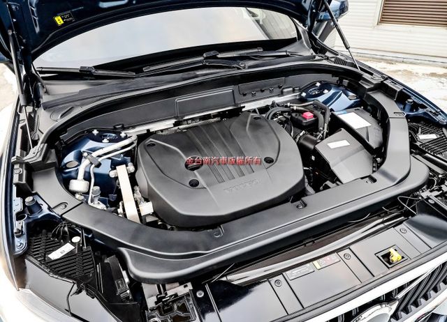 24年式✓23/8月領✓B5✓AWD✓全景天窗✓記憶椅✓雙電動椅✓環景✓盲點✓LV2✓電動尾門✓一手✓原鈑件✓原廠保養✓  第19張相片