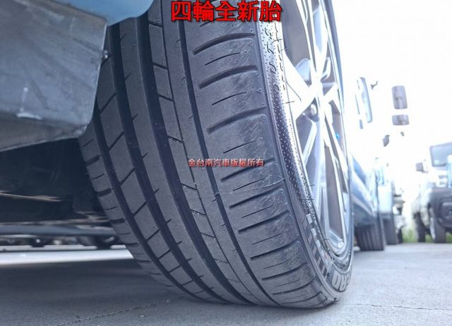 GT-Line✓一手只跑2.3萬✓原鈑件✓四輪全新✓車道維持✓盲點✓車載系統✓iKEY✓恆溫✓七安✓可全貸✓  第7張相片