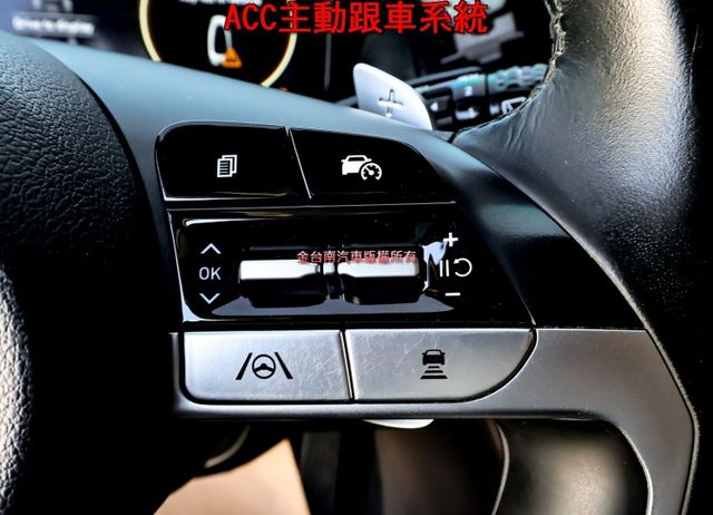 最高GLT-B版✓一手車✓LV2✓全景天窗✓電動尾門✓電動椅✓雙區恆溫✓快撥✓車載系統✓原廠保養✓  第15張相片