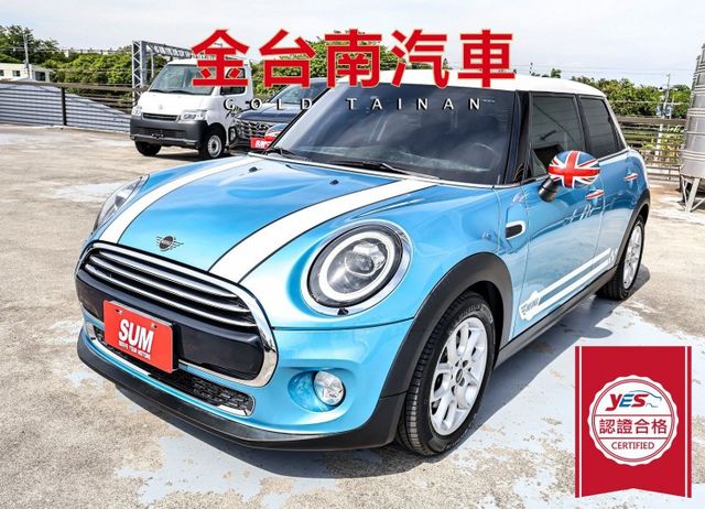 5門Cooper✓19年式小改版✓只跑5.5萬✓全車原板件✓iKEY✓LED頭燈✓倒車顯影✓雙區恆溫✓可全貸✓  第1張相片