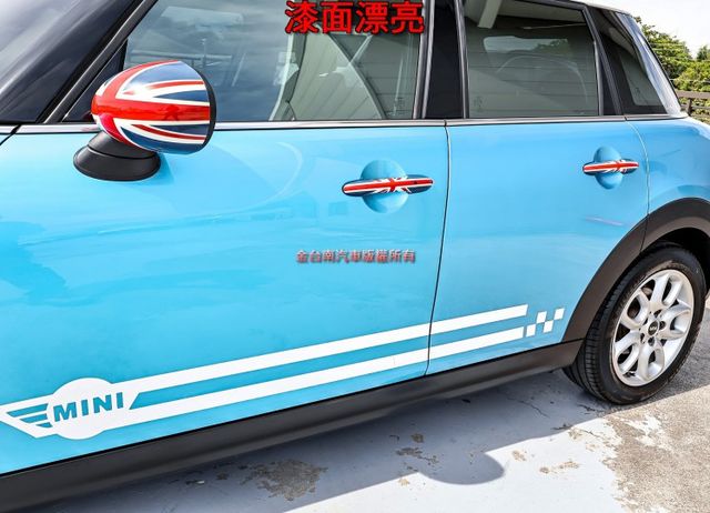 5門Cooper✓19年式小改版✓只跑5.5萬✓全車原板件✓iKEY✓LED頭燈✓倒車顯影✓雙區恆溫✓可全貸✓  第7張相片