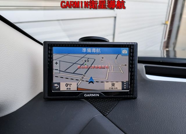 稀有油電旗艦版✓一手只跑6.9萬✓全車原板件✓電動椅✓環景倒車顯影✓LV2安全輔助✓17吋鋁圈✓可全貸✓不用殺價就很便宜  第12張相片