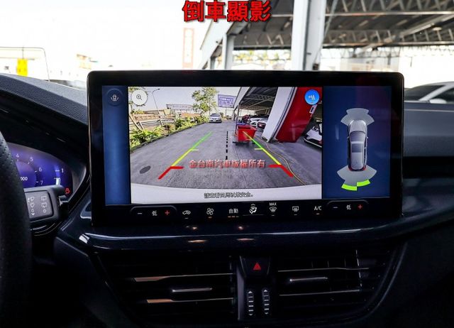 Vignale頂級版✓9月出廠領牌✓一手只跑兩千✓全車原板件✓LV2✓電動椅✓外觀套件✓HUD✓車載系統✓可全貸  第18張相片