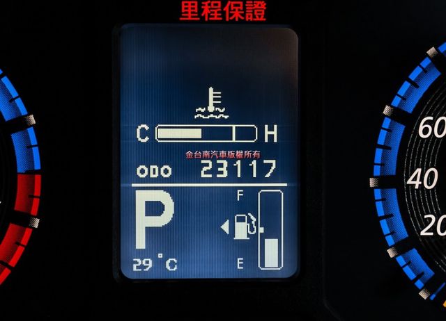 輕鬆型✓24年式✓一手只跑2.3萬✓原廠保養原板件✓車載系統✓電動尾門✓iKEY✓倒車顯影✓NAVI✓恆溫✓可全貸✓  第13張相片