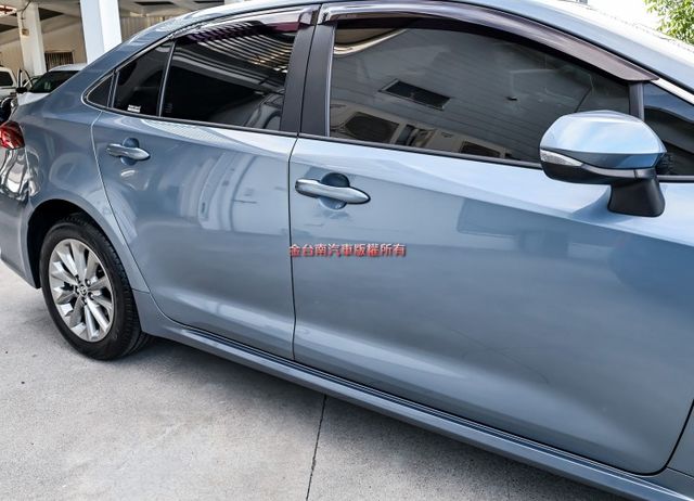 少有尊爵版✓一手車✓只跑4.8萬✓全車原板件✓LV2安全輔助✓盲點偵測✓iKEY✓恆溫✓倒車顯影✓可全貸✓  第8張相片