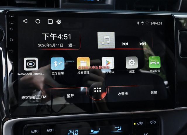 國民神車✓經典版✓車況優✓安卓影音✓iKEY✓恆溫✓衛星導航✓定速✓恆溫✓ABS✓循跡防滑✓雙安✓可全貸✓  第17張相片