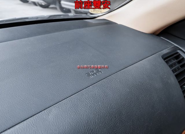 不二價✓一年只跑不到九千✓原廠保養✓車況超好✓天窗✓電動椅✓雙區恆溫✓ABS✓雙安✓代步通勤好選擇✓  第15張相片