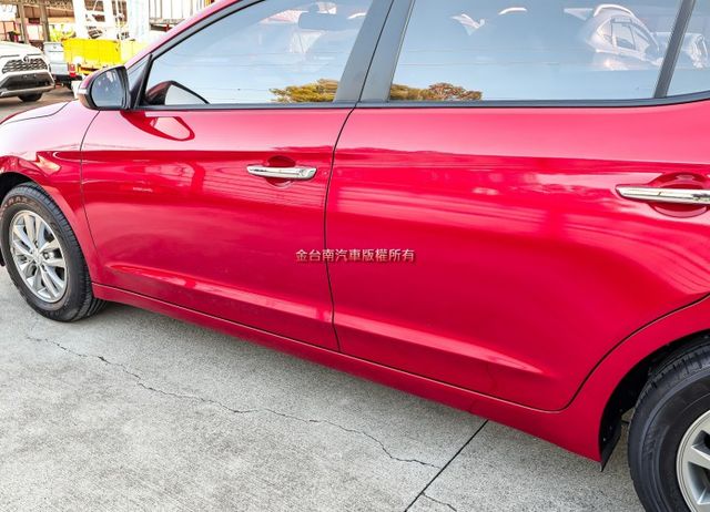 只跑5千✓一手車✓全車原鈑件✓定速✓TCS✓ABS✓全車六安✓可全貸✓不用殺價就很便宜✓代步通勤好選擇✓  第8張相片