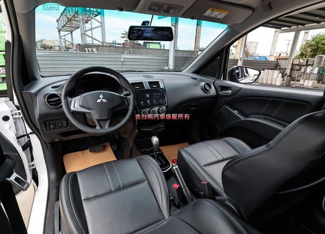 輕鬆型✓24年式✓一手只跑2.8萬✓車況優✓原廠保固中✓電動尾門✓車載系統✓iKEY✓恆溫✓可全貸✓不用殺價就很便宜✓  第10張相片