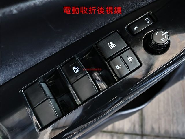 豪華版✓一手只跑3.9萬✓車況優✓定速✓倒車顯影✓抬頭顯示器✓iKEY✓九安✓可全貸✓不用殺價就很便宜✓  第11張相片