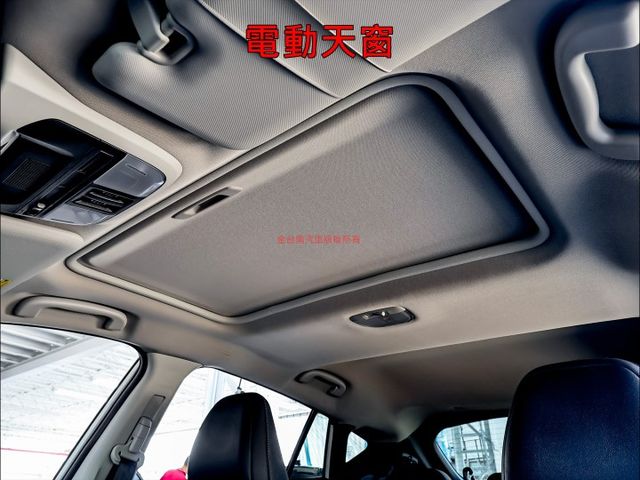 日本原裝進口✓4WD✓一手車✓只跑5.1萬✓原鈑件✓天窗✓ACC✓AEB✓環景✓iKEY✓電動椅✓電動尾門✓  第12張相片