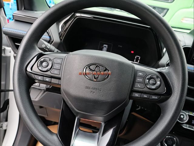 潮玩版✓26年式✓一手只跑7千✓原鈑件✓ACC✓AEB✓車道維持✓車載系統✓恆溫✓原廠保固中✓可全貸✓  第11張相片