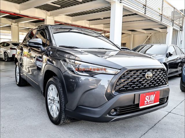 豪華影音特仕版✓只跑3.8萬✓原廠保養✓全車原鈑件✓NAVI✓車載系統✓LV2✓恆溫✓iKEY✓可全貸✓不用殺價就很便宜  第4張相片