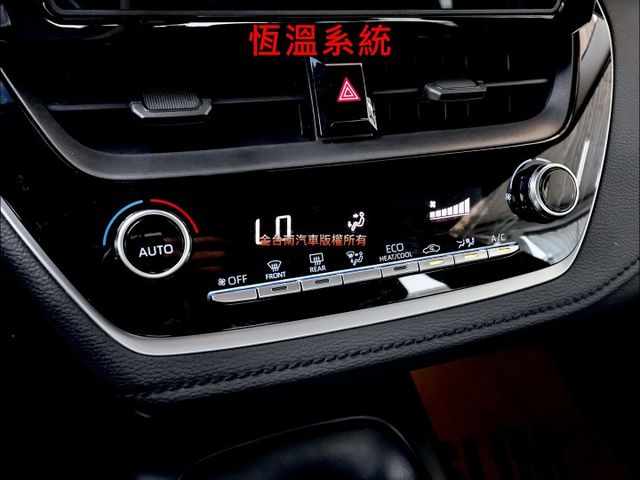 國民神車✓豪華版✓加裝盲點✓只跑5.5萬✓原鈑件✓ACC✓AEB✓車道維持✓恆溫✓九安✓  第15張相片