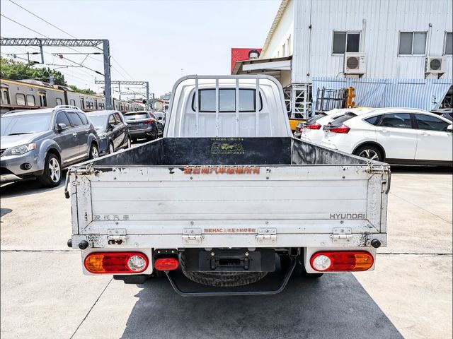 自排✓一手車✓少跑里程保證✓全車原鈑件✓TCS✓附全額發票✓可全貸✓事業打拼好幫手✓  第3張相片