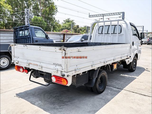 自排✓一手車✓少跑里程保證✓全車原鈑件✓TCS✓附全額發票✓可全貸✓事業打拼好幫手✓  第4張相片