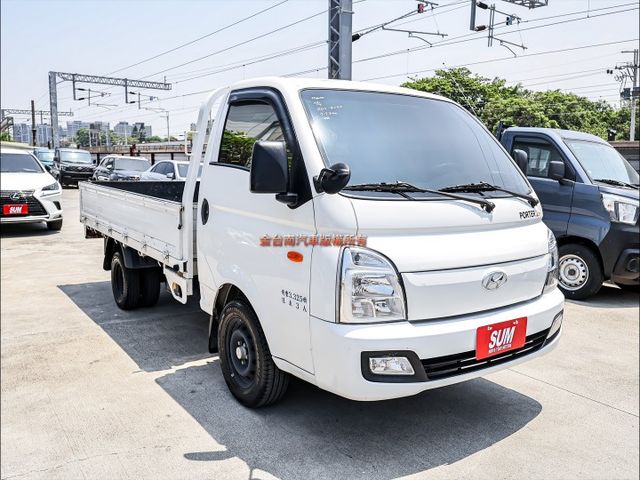 自排✓一手車✓少跑里程保證✓全車原鈑件✓TCS✓附全額發票✓可全貸✓事業打拼好幫手✓  第5張相片
