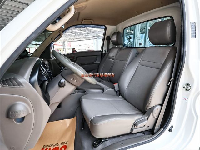 自排✓一手車✓少跑里程保證✓全車原鈑件✓TCS✓附全額發票✓可全貸✓事業打拼好幫手✓  第8張相片