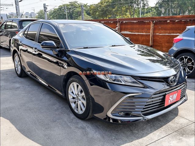 尊爵版✓一手只跑1.2萬✓全車原鈑件✓原廠保固中✓電動椅✓車載系統✓LV2✓盲點✓分區恆溫✓iKEY✓可全貸✓  第4張相片