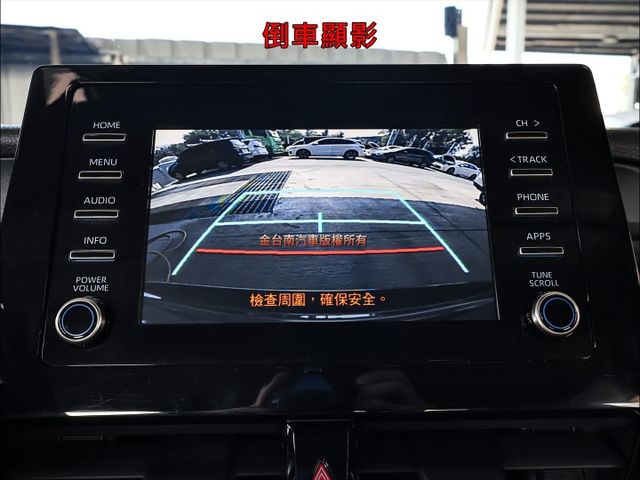 尊爵版✓一手只跑1.2萬✓全車原鈑件✓原廠保固中✓電動椅✓車載系統✓LV2✓盲點✓分區恆溫✓iKEY✓可全貸✓  第18張相片