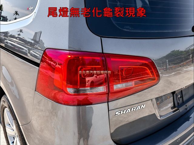 柴油七人座✓少跑車況超好✓全景天窗✓電動腰靠✓大螢幕安卓影音✓倒車顯影✓雙區恆溫✓可全貸✓不用殺價就很便宜✓  第7張相片