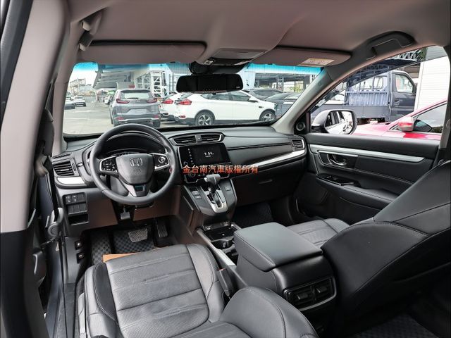 VTi-S版✓一手跑6.3萬✓全車原鈑件✓電動尾門✓車載系統✓LV2✓193匹馬力✓分區恆溫✓iKEY✓可全貸✓  第10張相片