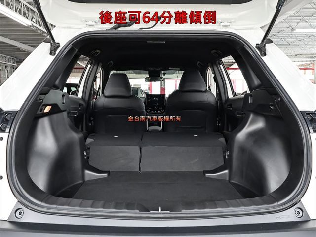 25年式改款✓熱門油電銷售冠軍✓一手車✓全車原板件✓原廠保養✓原廠保固中✓LV2✓車載系統✓iKEY✓恆溫✓可全貸✓  第19張相片